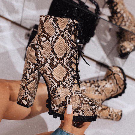 Botines mujer acordonados estampado de serpiente con tacon alto Botines mujer acordonados estampado de serpiente con tacon alto