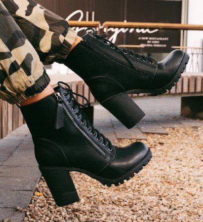 Botines mujer acordonados negro clasico con tacon ancho y alto Botines mujer acordonados negro clasico con tacon ancho y alto