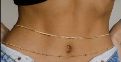 100 Body Chains joya para el vientre doble con cadena fina encima de ombligo y cadena fina con puntos dorados debajo de ombligo