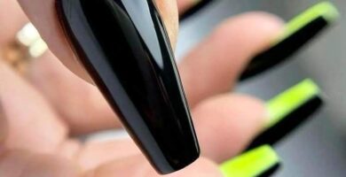 384 Unas Doble Vista bailarina con esmalte negro y reverso de unas en verde fosforescente