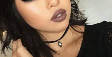 99 Maquillaje en Tonos Cafe smokey eye en tono cafe claro con delineado de contorno completo y labial en cafe claro