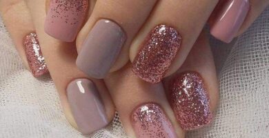 350 Gelish en Unas cuadradas cortas con esmalte en marron claro rosado opaco y escarchado en cobre