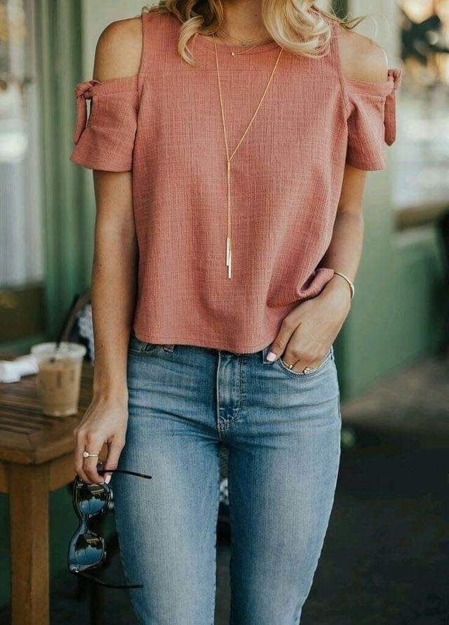 166 Blusas con Hombros descubiertos rosado palo con mangas cortas corte alto cuadrado al cuello holgada 166 Blusas con Hombros descubiertos rosado palo con mangas cortas corte alto cuadrado al cuello holgada