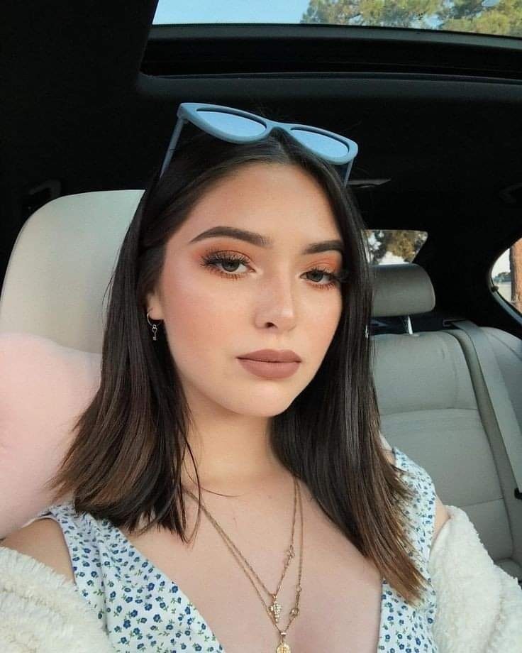 20 Maquillaje natural smokey eye en tono melon con delineado invisible y labial en tono nude