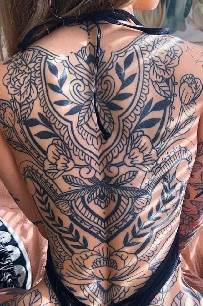 2834 Tatuajes en la espalda pinterest completo en negro adornos simetricos 2834 Tatuajes en la espalda pinterest completo en negro adornos simetricos