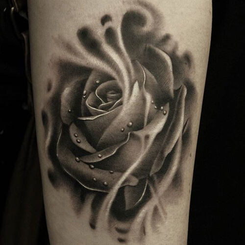 Signification du tatouage de rose noire