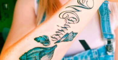 Tattoos mit Namen: mehr als 350 Tattoos, Skizzen und Fotos