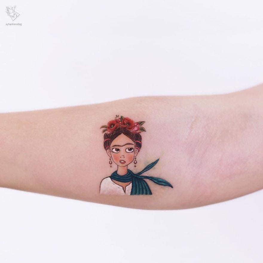 Artistas del Tatuaje Ayhan Karadağ Frida Kalo