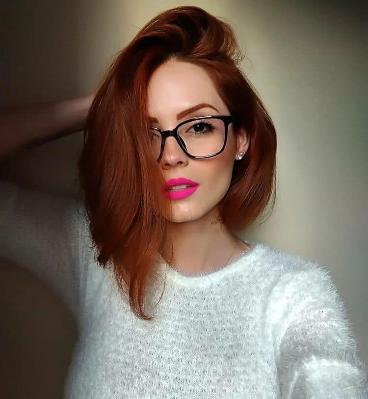 Cabello Rojo Pelirrojo lkacio corto rojo acastanado obscuro Cabello Rojo Pelirrojo lkacio corto rojo acastanado obscuro