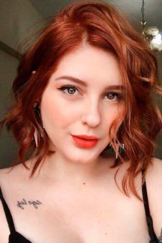 Cabello Rojo Pelirrojo ondulado y corto Cabello Rojo Pelirrojo ondulado y corto