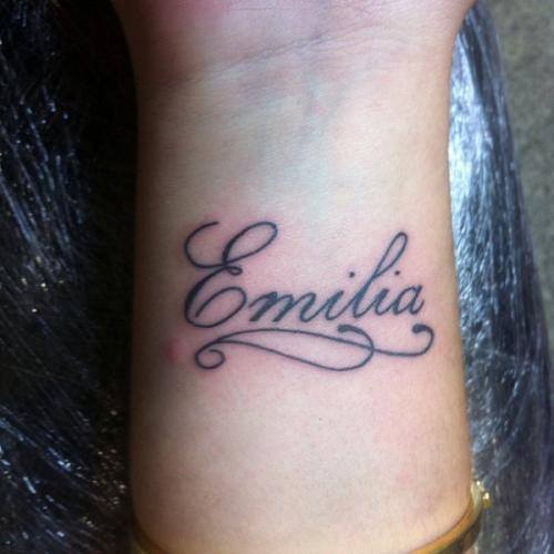 Tatuaggi con il nome Emilia