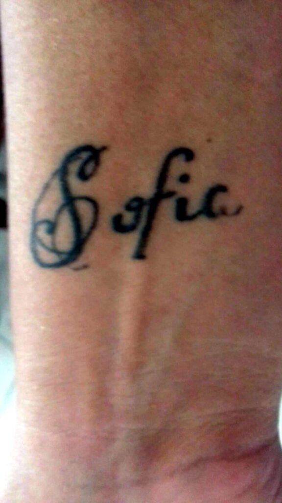 Sofia Tattoos Echte Tattoos mit Namen von Kindern