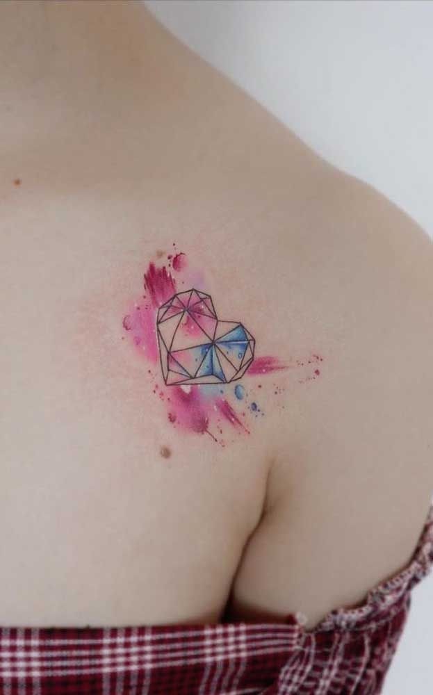 Tatuaggio cuore geometrico 28