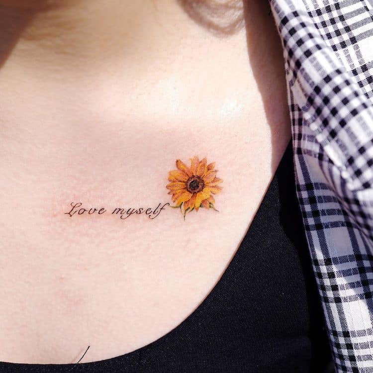Tatuagem de girassol pequena com a inscrição Love Myself Love to myself