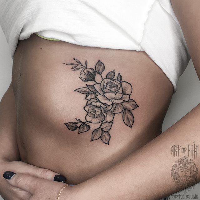 Tattoos Art Beauty Ideas Flowers on the ribs
