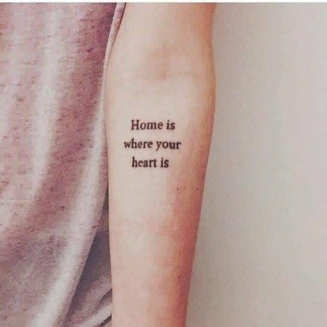 Tatouages avec des phrases La maison est là où se trouve votre cœur