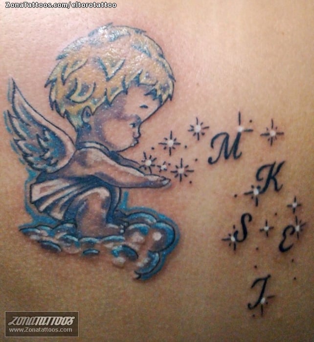 Tatuagens de Little Angels Babies estrelas e letras iniciais MKSEJ