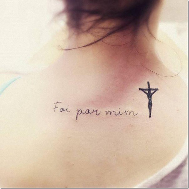 Tatuagens de Fé e Cruzes Mulher Jesus na Cruz e lenda Foi par mim