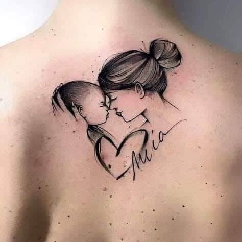 Tatouages de mères pour enfants sur la peau et dans le cœur mère et bébé Mia