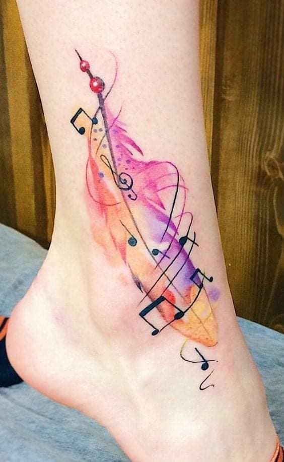 Musik Tattoos Verschiedene Noten zu Fuß