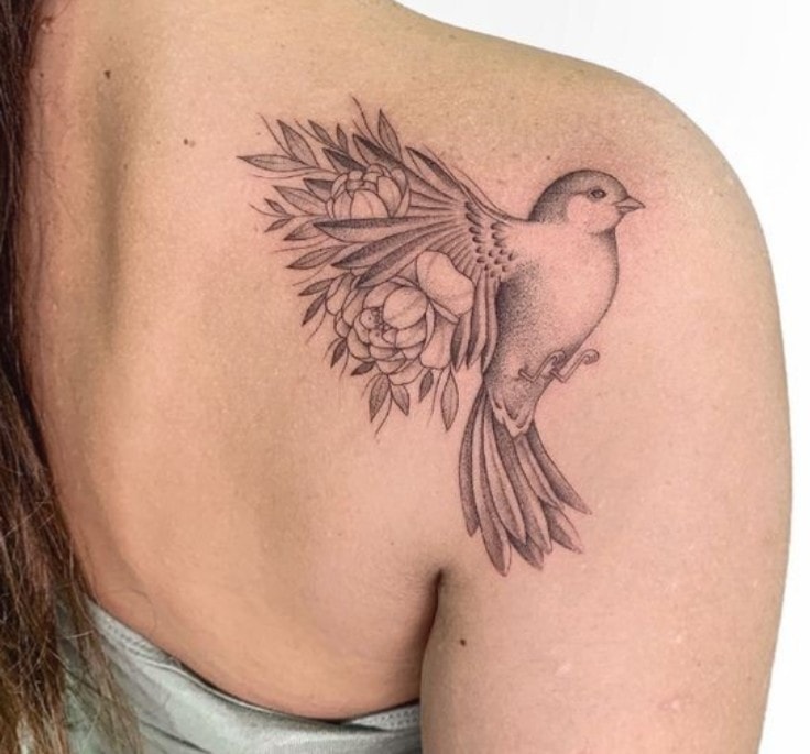 Tatuajes de Pajaros en hombro 2