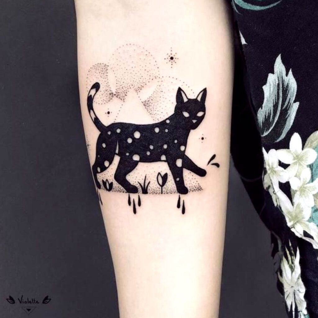 Tatuagens de lindos gatos gato preto com triângulo e estrela