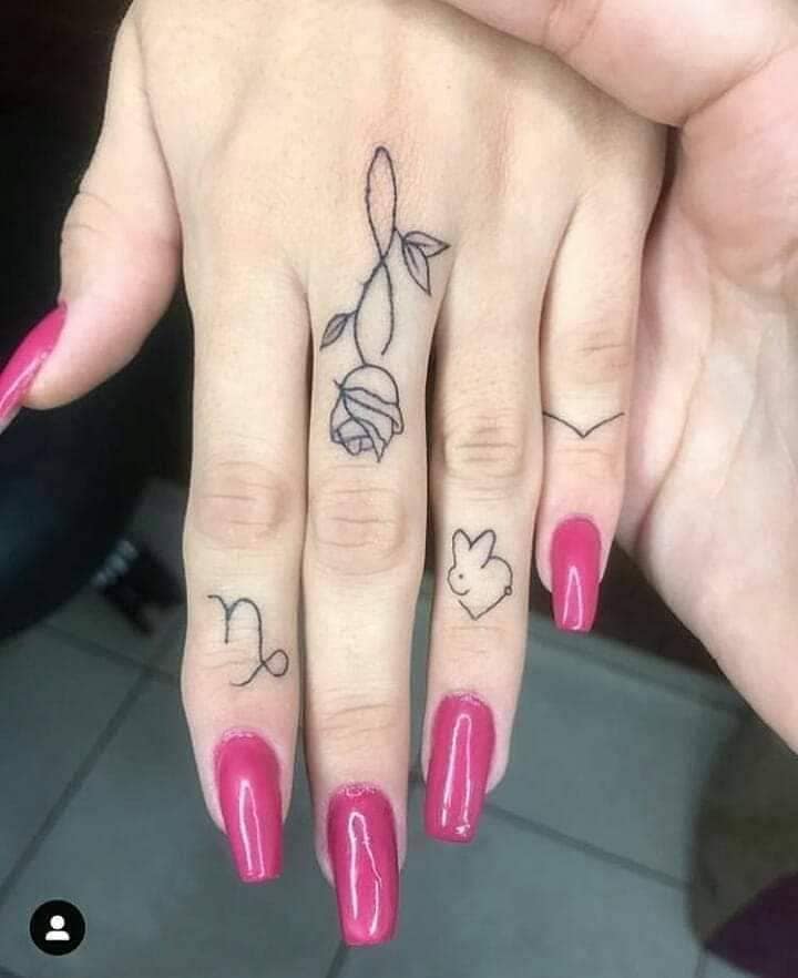 Tatuajes para Manos en dedos pequena rosa infinito conejo
