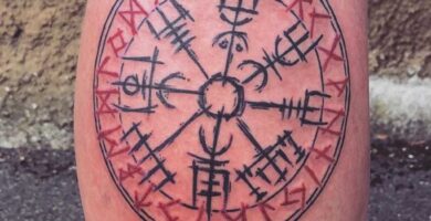 Vegvisir Icelandic Runic Compass in Red and Black