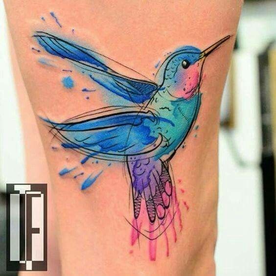 tatouage de colibri bleu