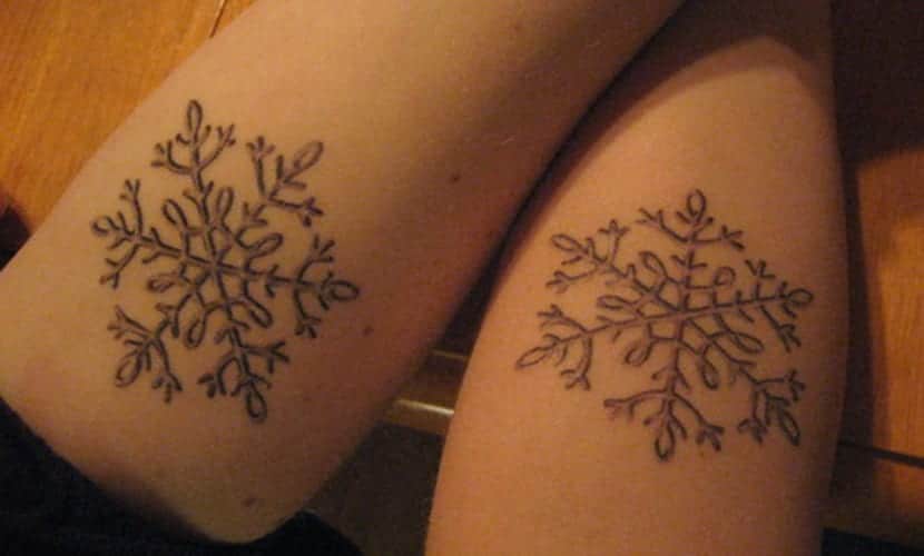 tatuaggi di fiocchi di neve 10
